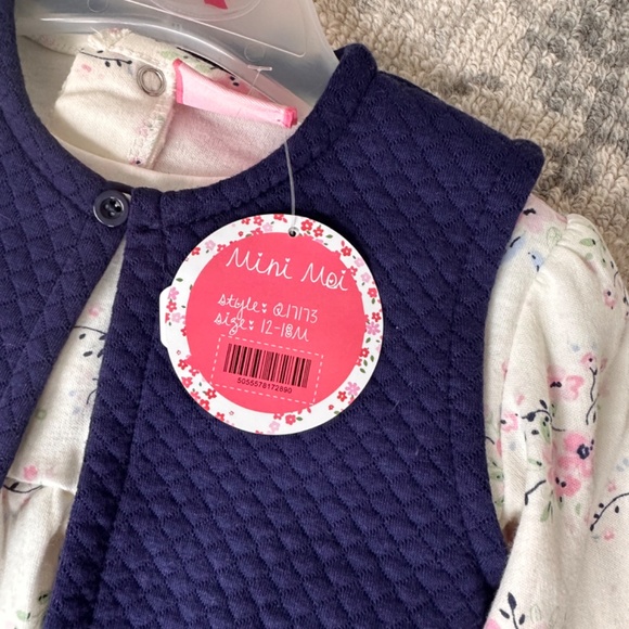 Baby girl pant, shirt and vest set NWT Size 12-18 months - Picture 2 of 3